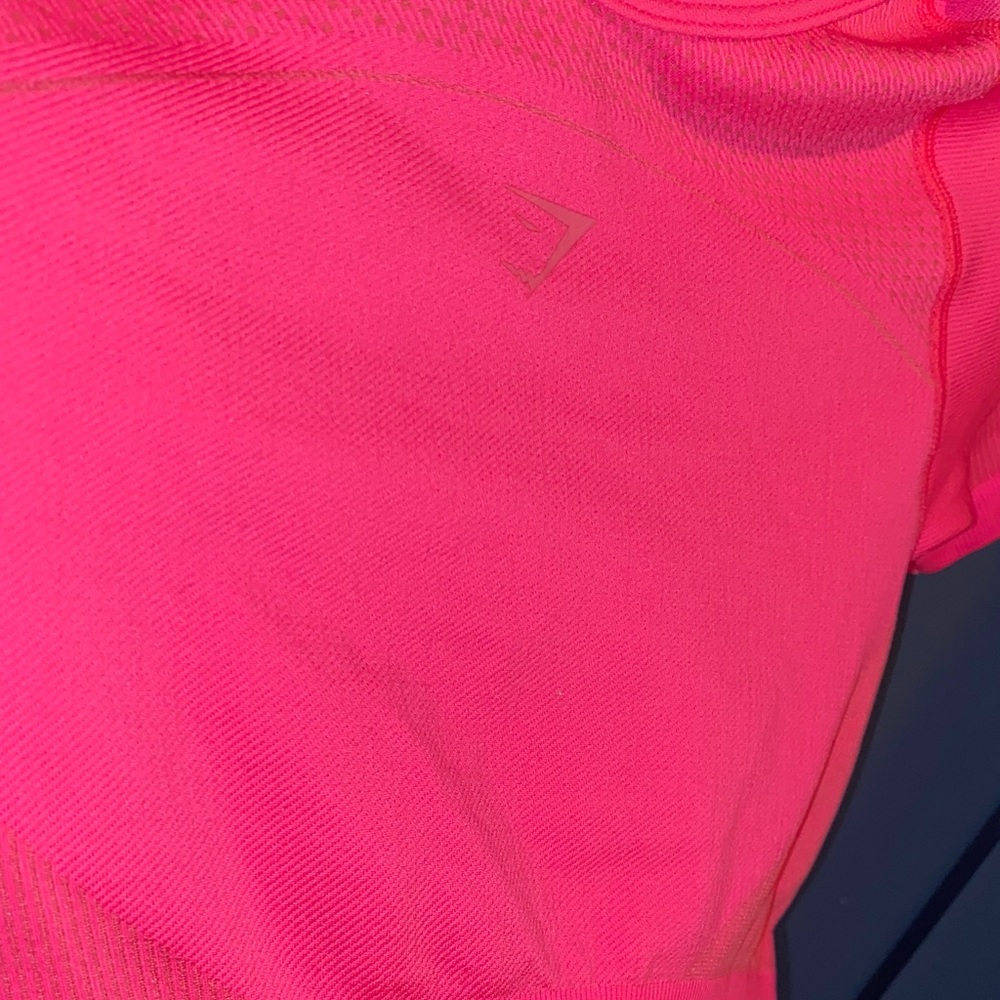 Gymshark Hot Pink XS Crop Top - Picture 6 of 6